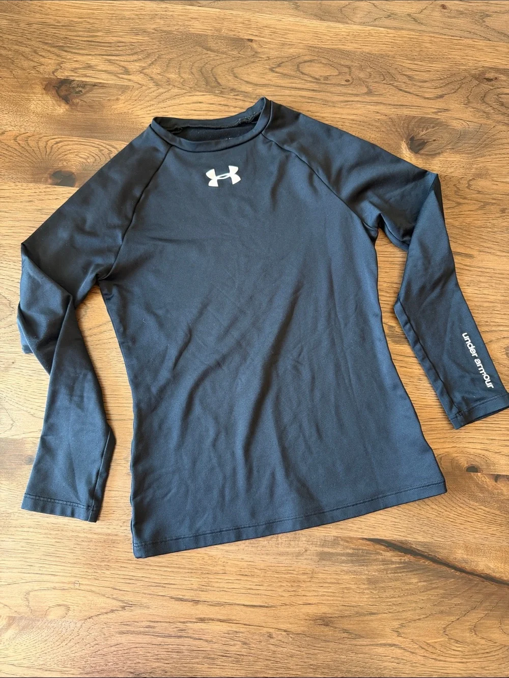 Under Armour Youth Medium Long Sleeve Fitted Shirt
